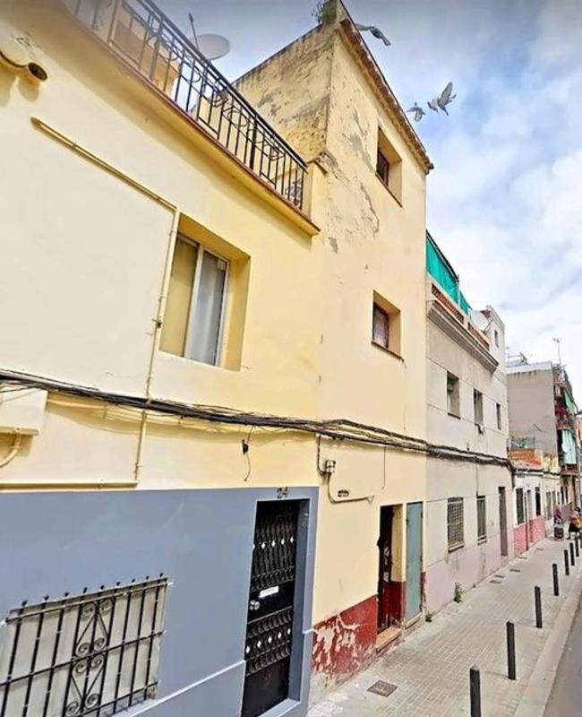 Sale of apartment in Piso en Calle de Ruperto Chapí, La Pau, Badalona, Badalona
photo 1