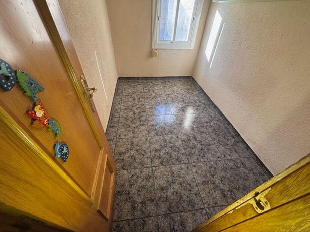 Продажа квартиры на Piso en Plaza Blocs Florida, Les Planes, Hospitalet de Llobregat, Госпиталет-де-Льобрегат
photo 5