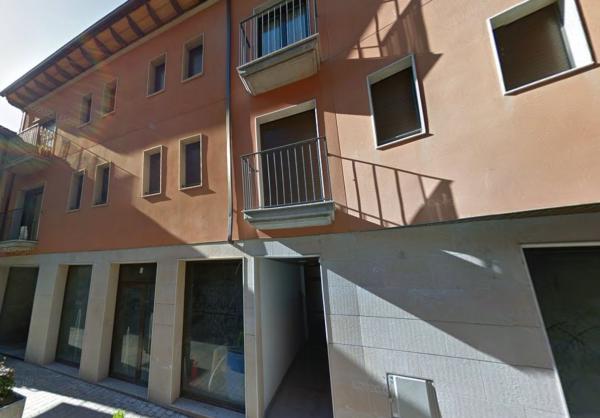 Sprzedaż mieszkania w Piso en Calle de l'Església, Sant Hipòlit de Voltregà, Sant Hipòlit de Voltregà
 photo