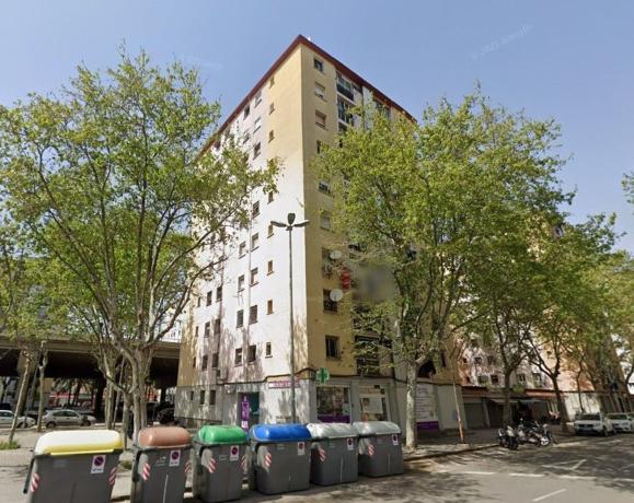 Sprzedaż mieszkania w Piso en Calle Jerez de la Frontera, Sant Roc, Badalona, Badalona
 photo
