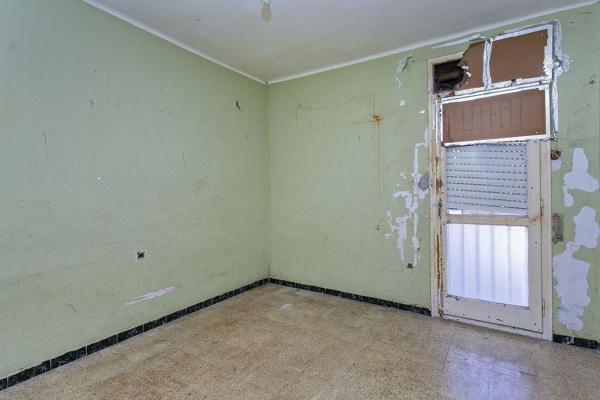 Sale of flat in Piso en Passatge d'Asdrúbal, Can Puiggener, Sabadell, Sabadell
thumbnail 2