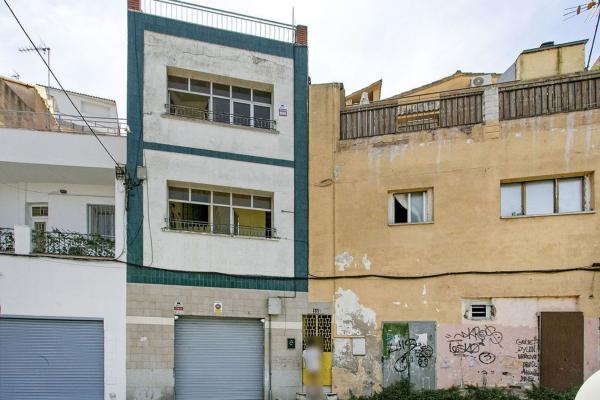Sale of flat in Piso en Passatge Barberà, Terra Nostra - Font Pudenta, Montcada i Reixac, Montcada i Reixac
photo 1