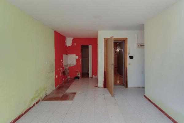 Sale of flat in Piso en Calle de Sant Francesc, Santa Rosa - Can Mariner, Santa Coloma de Gramenet, Santa Coloma de Gramenet
thumbnail 1