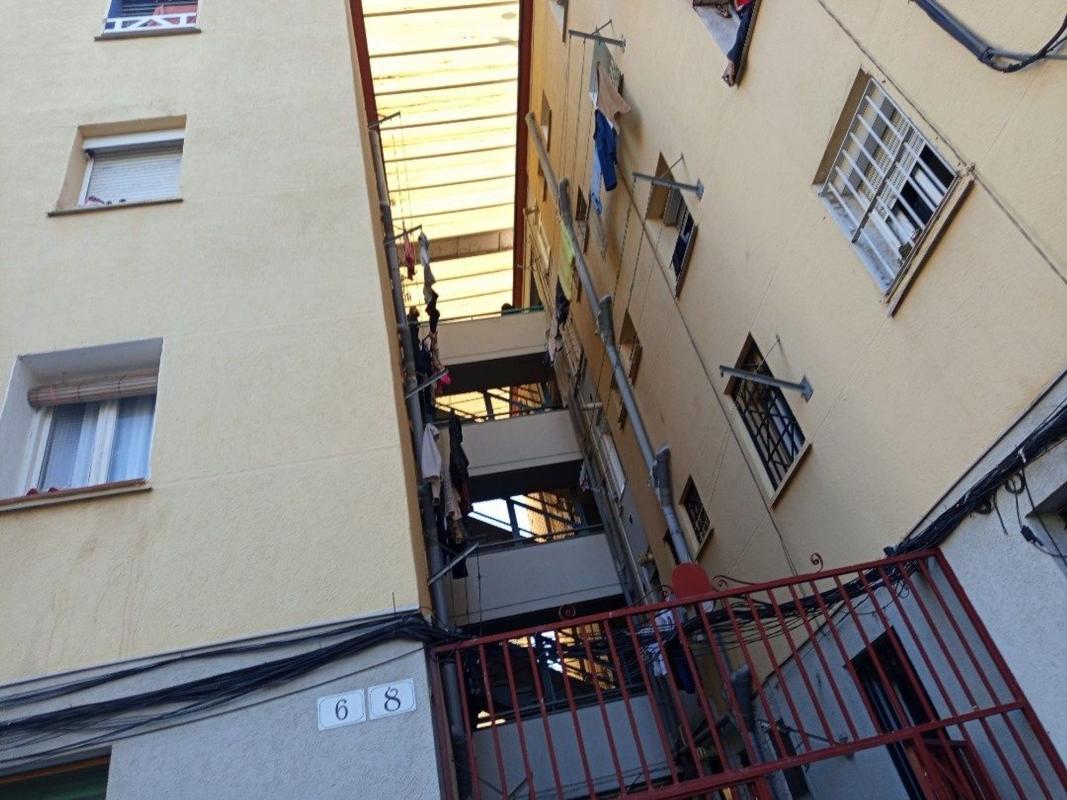 Sprzedaż mieszkania w Piso en Calle de Badajoz, Sant Roc, Badalona, Badalona
photo 2