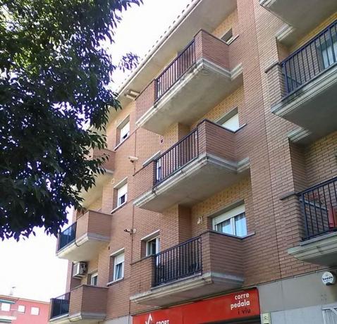 Sprzedaż mieszkania w Piso en Avenida de Roma, Manlleu, Manlleu
 photo