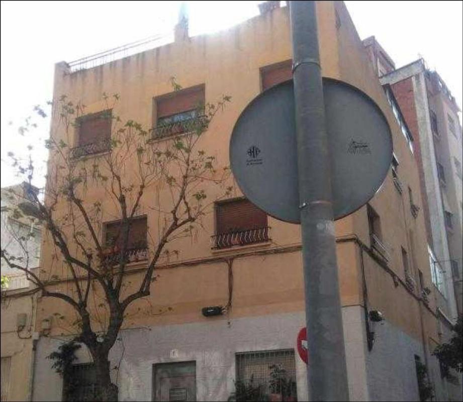 Venta de piso en Piso en Calle de Marià Benlliure, Sistrells, Badalona, Badalona
photo 1