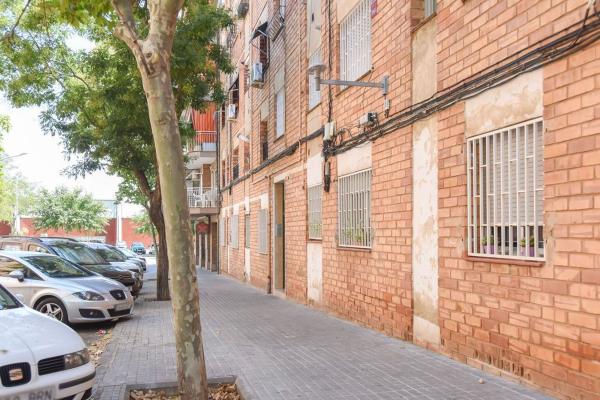 Sprzedaż mieszkania w Piso en Calle de València, Ca N'Oriac, Sabadell, Sabadell
 photo 3