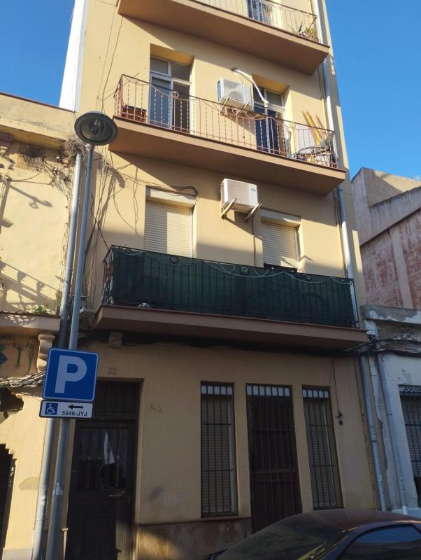 Продажа квартиры на Piso en Calle de Balmes, Artigues, Badalona, Бадалона
photo 1