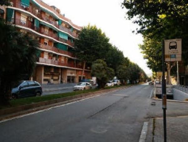 Venta de piso en Piso en Avenida de Joan XXIII, Artigues, Badalona, Badalona
 photo