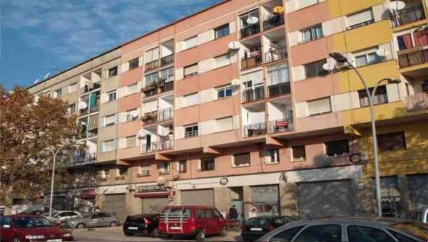 Venta de piso en Piso en Calle Sant Jaume, Can Mas, Ripollet, Ripollet
 photo 1