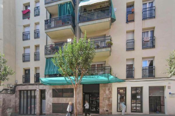 Venta de piso en Piso en Calle del Poeta Josep Punsola, 27, Rocafonda, Mataró, Mataró
 photo