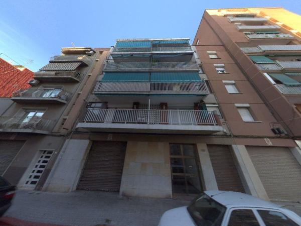Продажа квартиры на Piso en Calle dels Reis Catòlics, Creu de Barberà, Sabadell, Сабадель
 photo