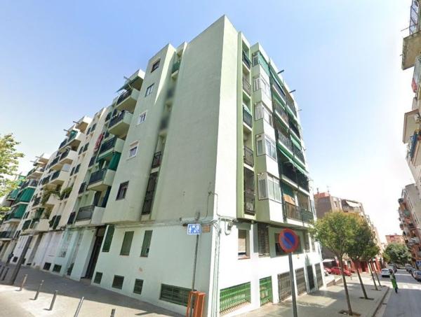 Venta de piso en Piso en Calle Santiago Rusiñol, Rocafonda, Mataró, Mataró
 photo