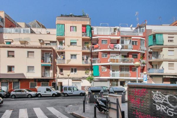 Venta de piso en Piso en Calle de Calderón de la Barca, La Salut, Badalona, Badalona
photo 1