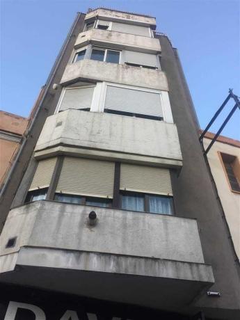 Продажа квартиры на Piso en Calle de Magí Colet, Creu de Barberà, Sabadell, Сабадель
 photo