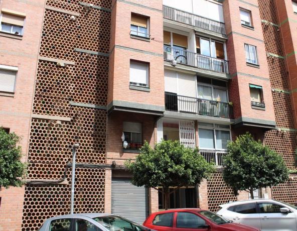 Venta de piso en Piso en Calle Barcelona, Centre, Sant Feliu de Llobregat, Sant Feliu de Llobregat
 photo 1