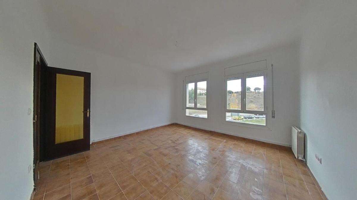 Продажа квартиры на Piso en Calle de la Maria Aurèlia Capmany, Sagrada Familia, Manresa, Манреса
photo 1