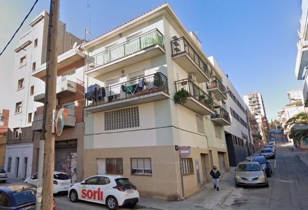 Venta de piso en Piso en Calle d'Europa, Llefià, Badalona, Badalona
 photo 2