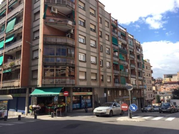 Sprzedaż mieszkania w Piso en Calle Aguileres, Singuerlín, Santa Coloma de Gramenet, Santa Coloma de Gramenet
thumbnail 2