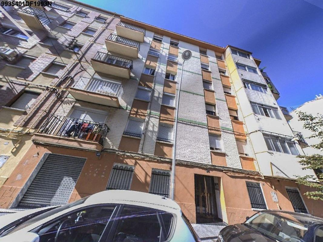 Продажа квартиры на Piso en Calle de Bartrina, Mercat, Rubí, Руби
photo 1