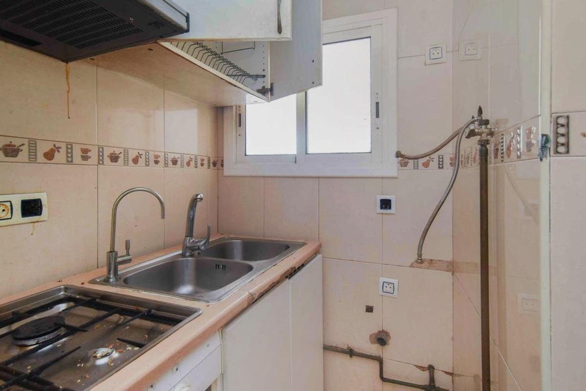 Venta de piso en Piso en Calle de Monturiol, Santa Rosa - Can Mariner, Santa Coloma de Gramenet, Santa Coloma de Gramenet
photo 5