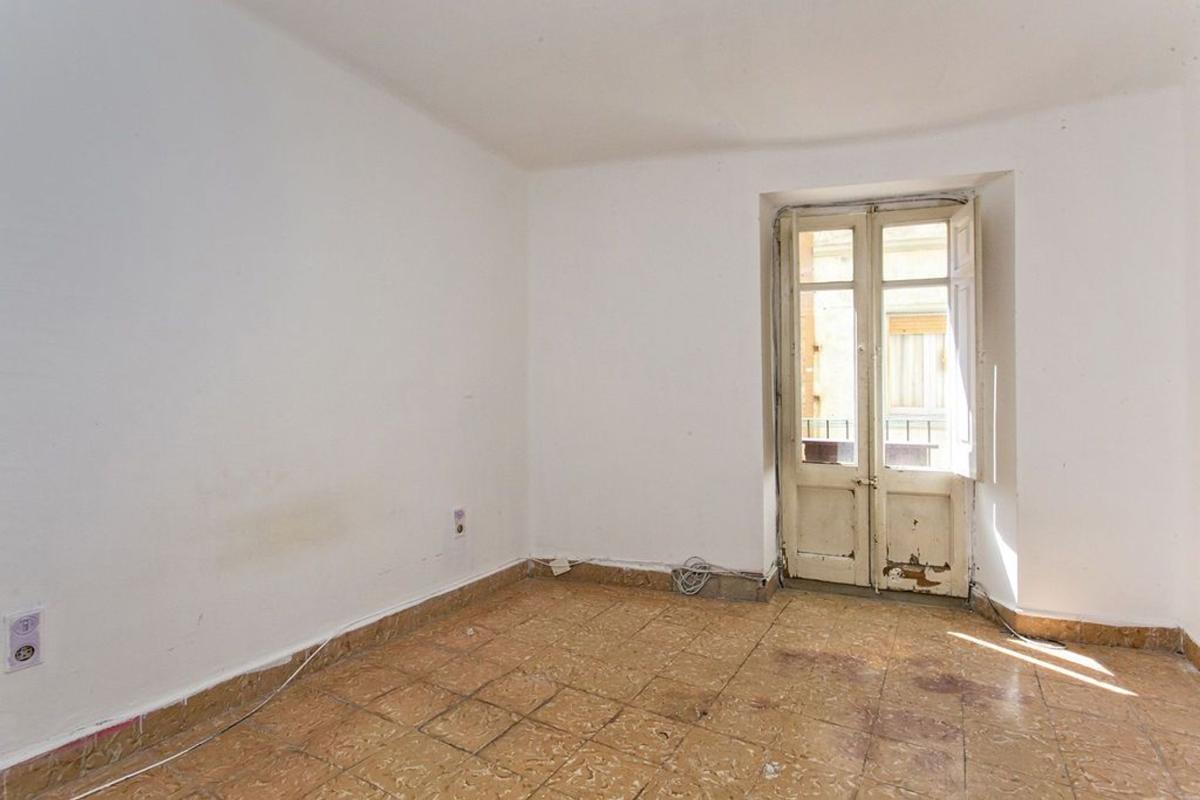 Продажа квартиры на Piso en Calle Nou de Santa Clara, Escodines, Manresa, Манреса
photo 2