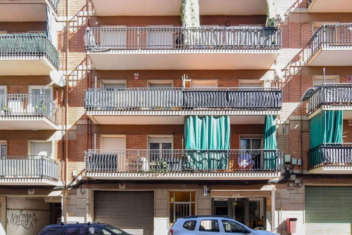 Sale of apartment in Piso en Calle de Prudenci Comellas, Plaça Catalunya, Manresa, Manresa
photo 2