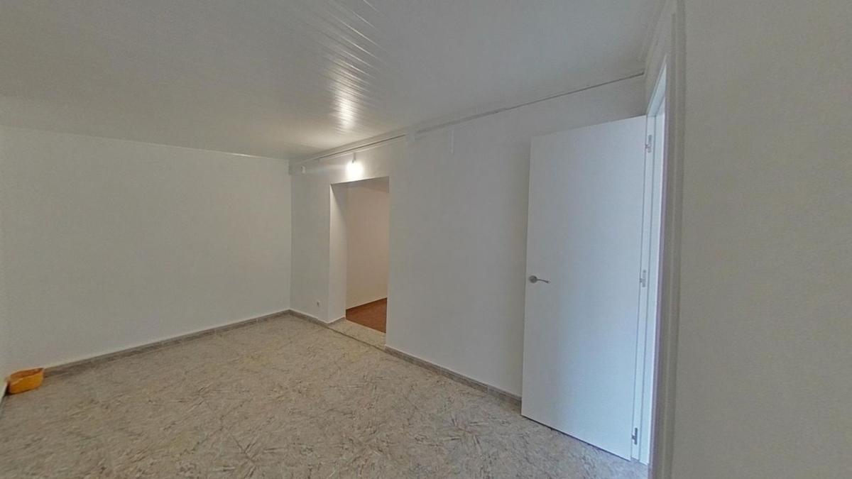 Venta de piso en Piso en Calle de Camprodon, Santa Rosa - Can Mariner, Santa Coloma de Gramenet, Santa Coloma de Gramenet
 photo 3