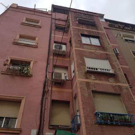 Sale of flat in Piso en Calle dels Pins, Les Planes, Hospitalet de Llobregat, Hospitalet de Llobregat
photo 1