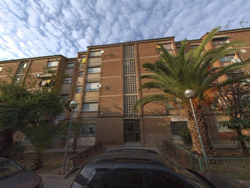 Venta de piso en Piso en Plaza del Paraire Deganet, Creu de Barberà, Sabadell, Sabadell
photo 1