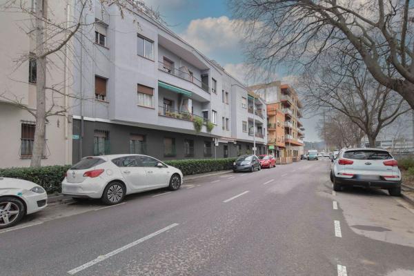 Sale of flat in Piso en Riera de Sant Cugat, Terra Nostra - Font Pudenta, Montcada i Reixac, Montcada i Reixac
 photo 2