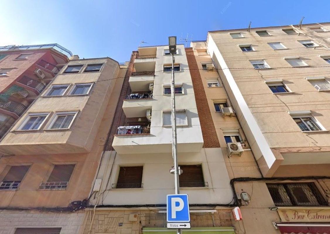 Sprzedaż mieszkania w Piso en Calle de la Maladeta, Can Vidalet, Esplugues de Llobregat, Esplugues de Llobregat
photo 1