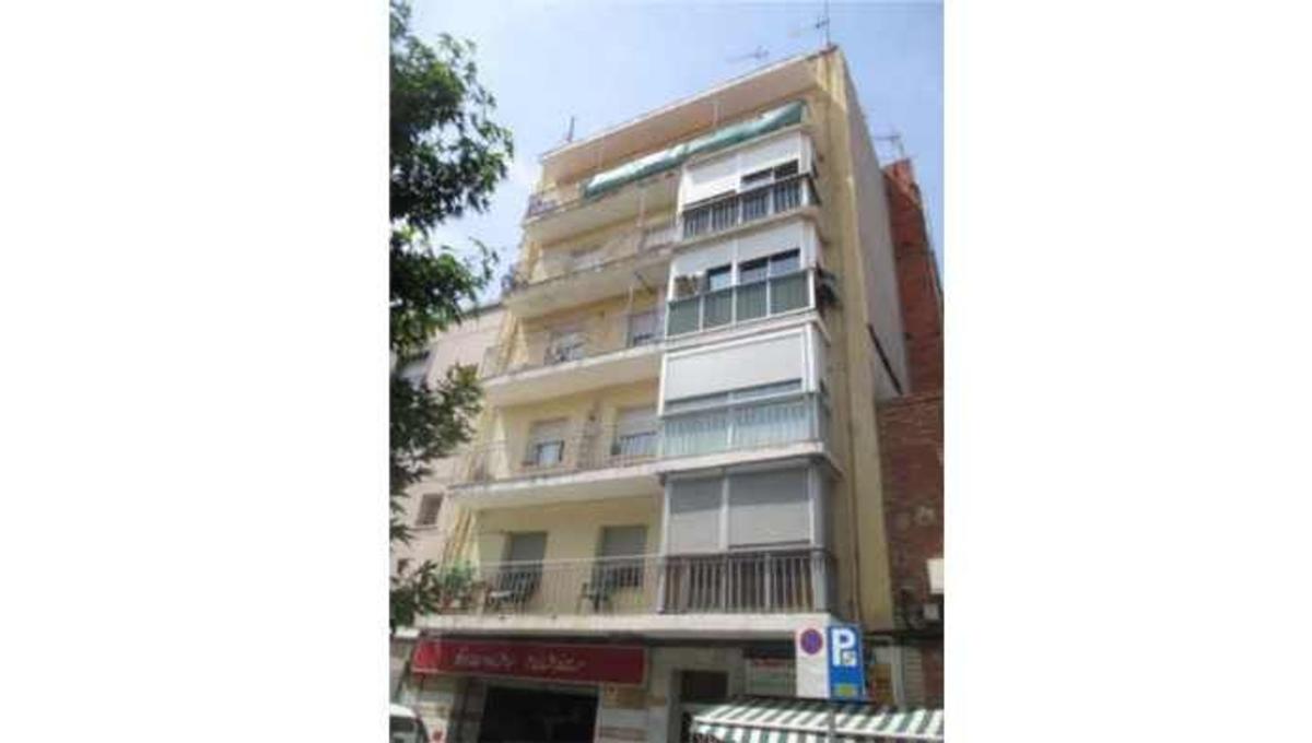 Продажа квартиры на Piso en Calle de Núria, 141, La Maurina, Terrassa, Терраса
photo 1