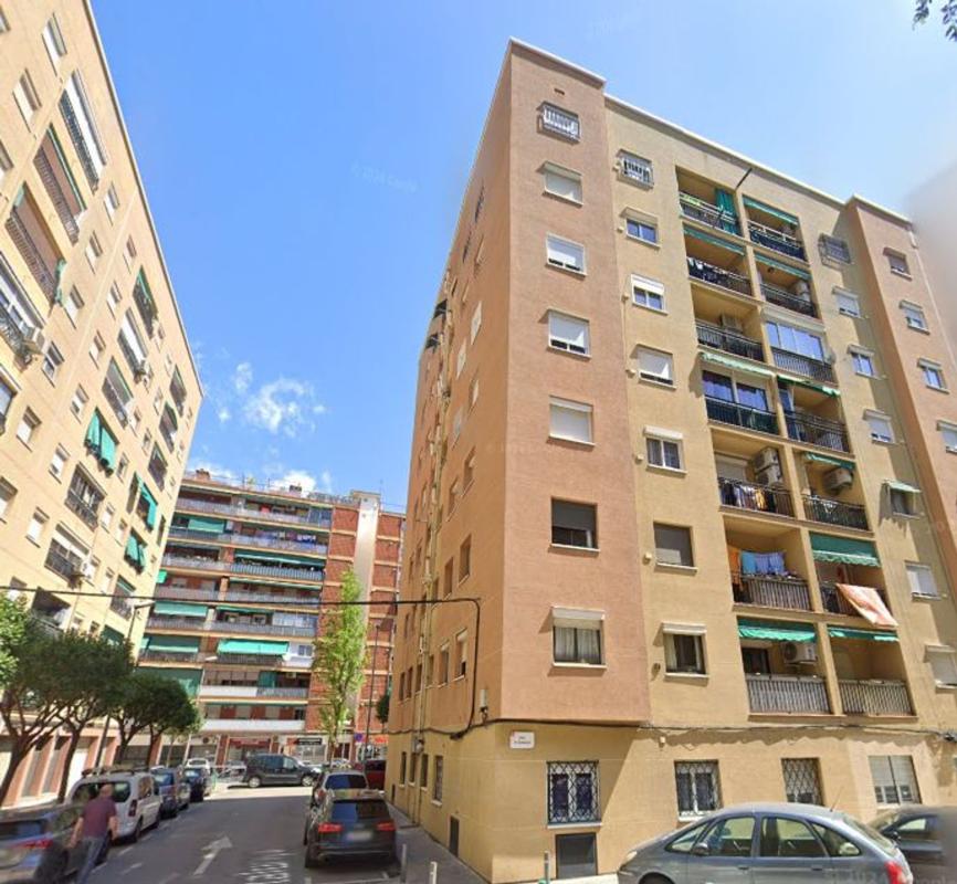 Venta de piso en Piso en Calle del Progrés, La Llagosta, La Llagosta
photo 1