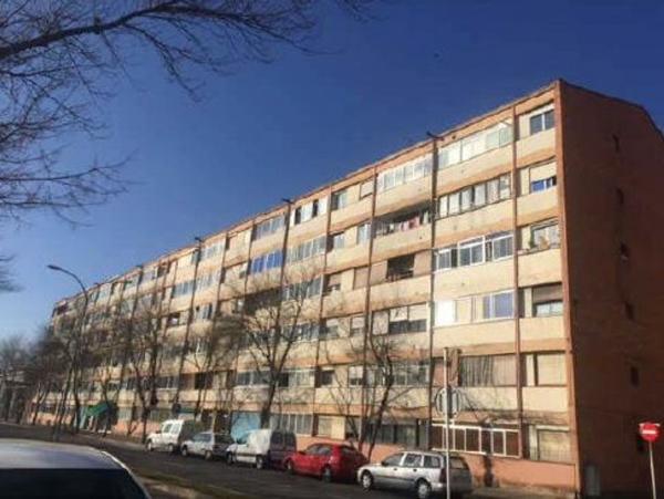 Venta de piso en Piso en Calle Torelló, Santa Clara-Caputxins-Hospital, Vic, Vic
 photo