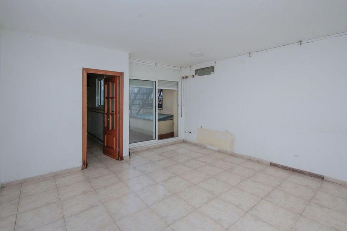 Продажа квартиры на Piso en Calle del Gironès, Ca N'Oriac, Sabadell, Сабадель
photo 2