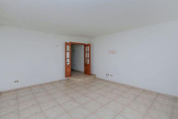 Продажа квартиры на Piso en Calle del Gironès, Ca N'Oriac, Sabadell, Сабадель
 photo 4