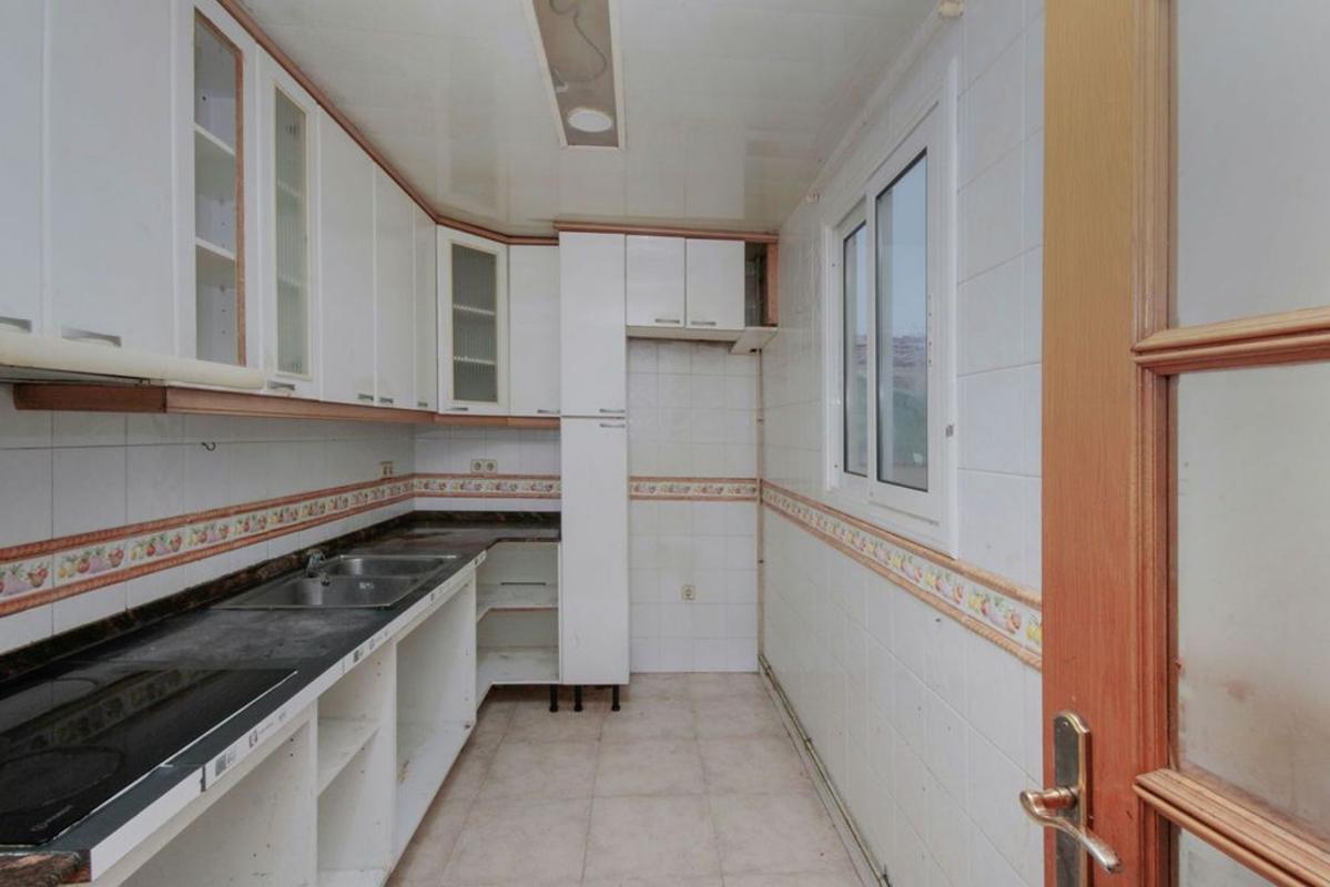 Продажа квартиры на Piso en Calle del Gironès, Ca N'Oriac, Sabadell, Сабадель
photo 5