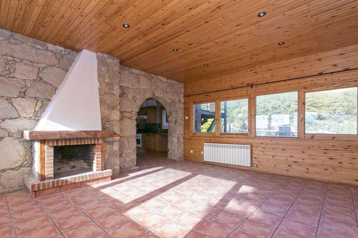 Продажа квартиры на Piso en Calle Major, Cercs, Цердз
 photo 3