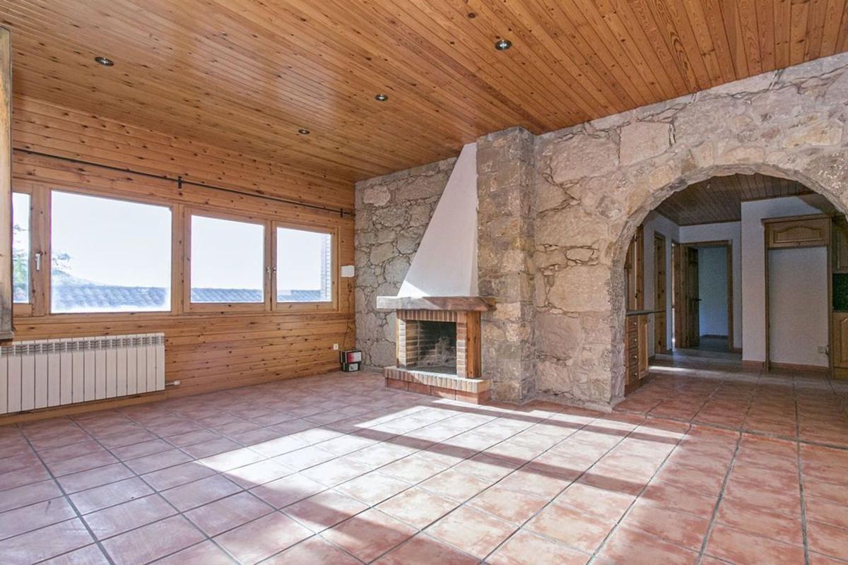 Продажа квартиры на Piso en Calle Major, Cercs, Цердз
 photo 4