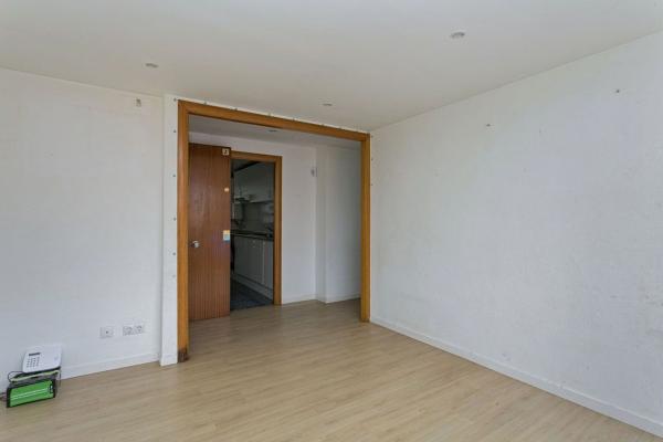 Venta de piso en Piso en Calle de Berenguer d'Entença, Santa Perpètua de Mogoda, Santa Perpètua de Mogoda
thumbnail 2