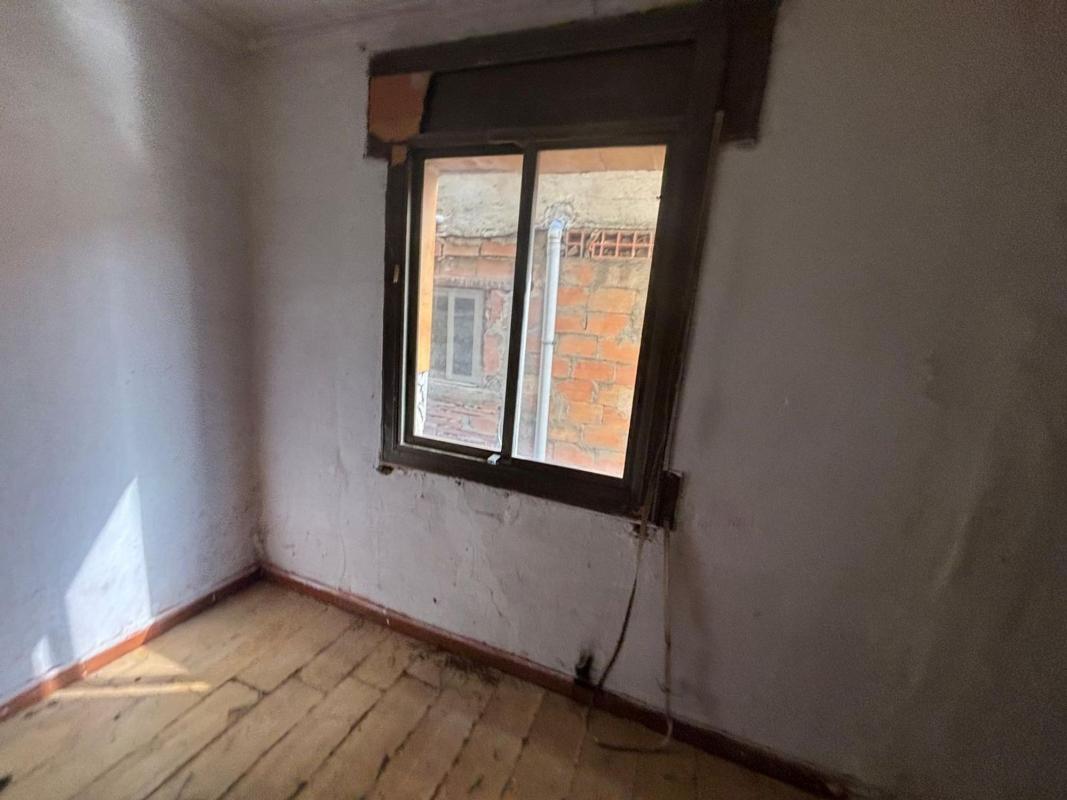 Venta de chalet independiente en Casa o chalet en Calle Llum de la Selva, Can Puiggener, Sabadell, Sabadell
photo 3