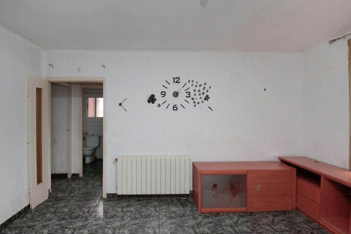 Venta de piso en Piso en Calle de les Magnòlies, La Plana del Pintor, Sabadell, Sabadell
photo 4