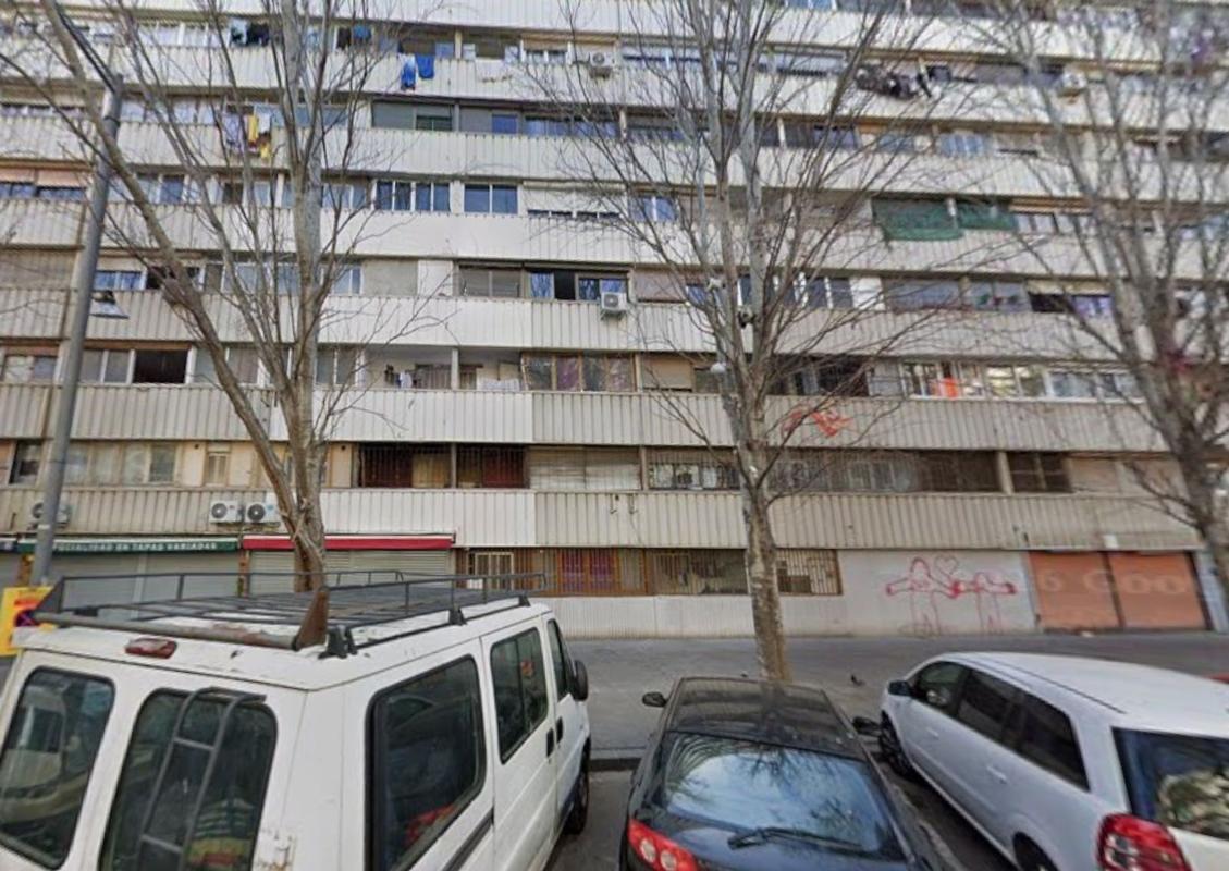 Venta de piso en Piso en Calle de Llevant, La Mina, Sant Adriá de Besós, Sant Adriá de Besós
photo 1