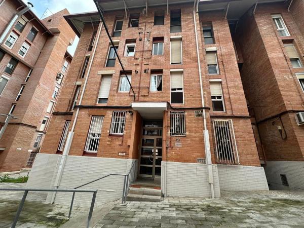Продажа квартиры на Piso en Plaza de les Roures, Can Deu, Sabadell, Сабадель
photo 1