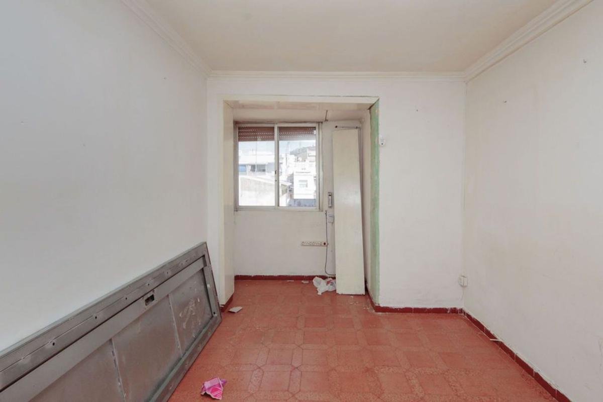 Продажа квартиры на Piso en Calle de Martorell, Collblanc, Hospitalet de Llobregat, Госпиталет-де-Льобрегат
 photo 2