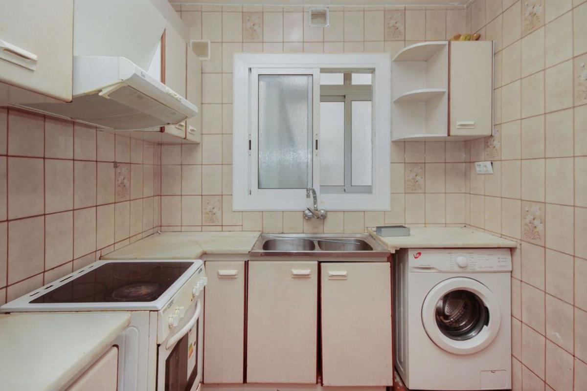 Продажа квартиры на Piso en Calle de Martorell, Collblanc, Hospitalet de Llobregat, Госпиталет-де-Льобрегат
 photo 4