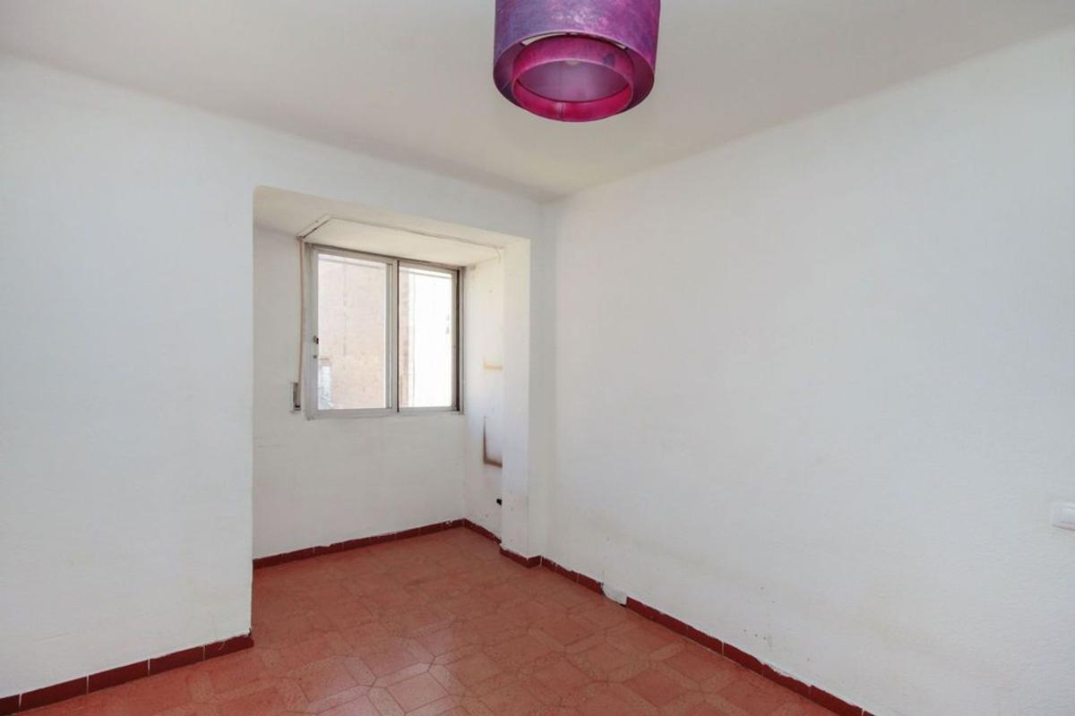 Продажа квартиры на Piso en Calle de Martorell, Collblanc, Hospitalet de Llobregat, Госпиталет-де-Льобрегат
 photo 5