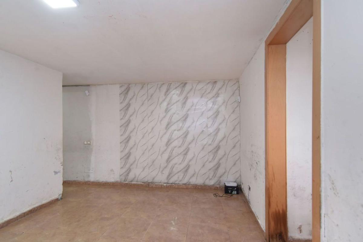 Venta de piso en Piso en Rambla de Sant Joan, Sant Crist, Badalona, Badalona
photo 4