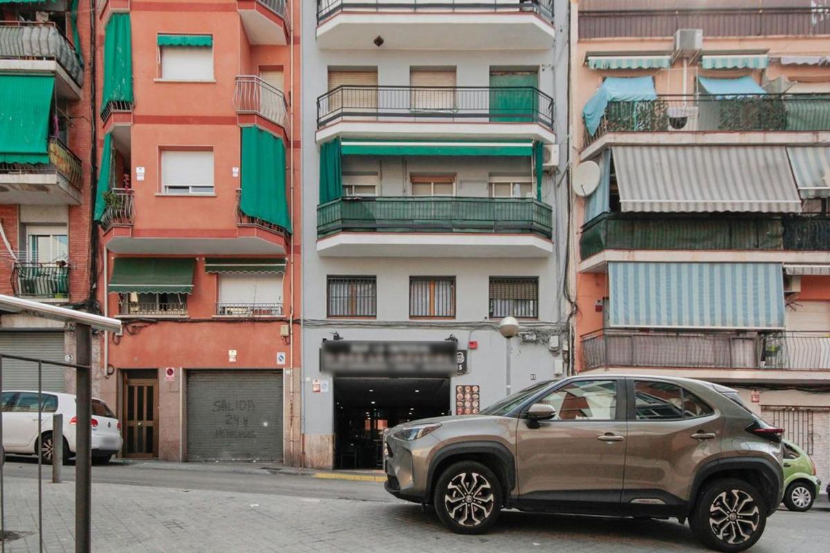 Venta de piso en Piso en Calle de Calderón de la Barca, La Salut, Badalona, Badalona
photo 1